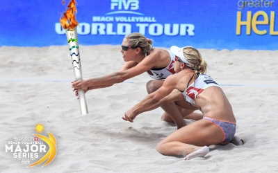 Nothing is too hot to handle for beach volleyball stars!